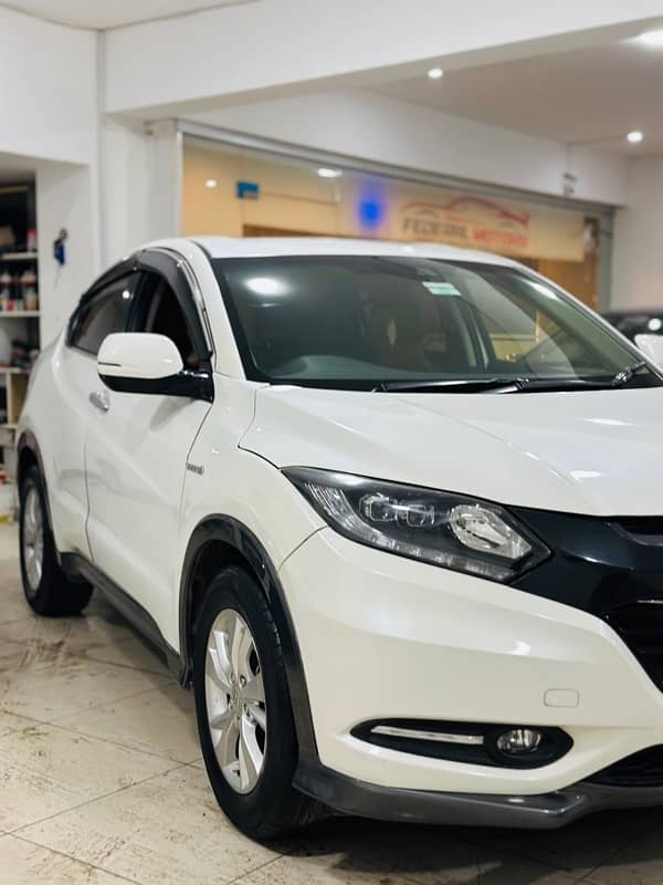 Honda Vezel 2014 XL Package 1