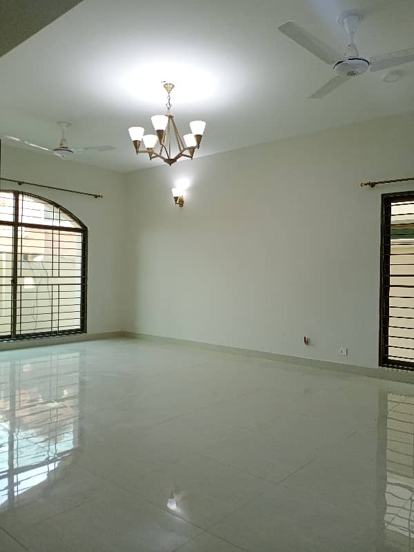 12 Marla Brand New House In DHA Multan Askari 3 Multan For Rent 8