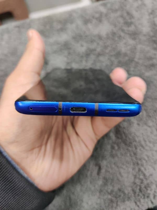 OnePlus 8pro 10/10 condition scratch less piece 3