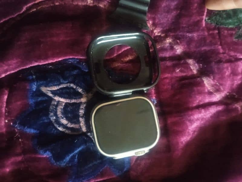 Urgent sale Nodizz n80 ultra HD smart watch with sim 4gb ram 64 gb rom 4