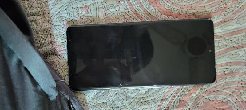 Samsung s20+ 8 gb ram 128 gb storage 2