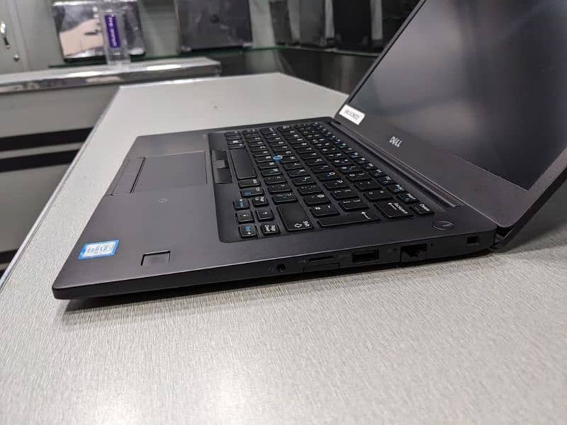 Dell 7480 | core i7 7th gen | 16GB RAM/256GB SSD | 14" Size 6