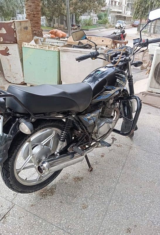 Suzuki GS 150 SE  limited 0