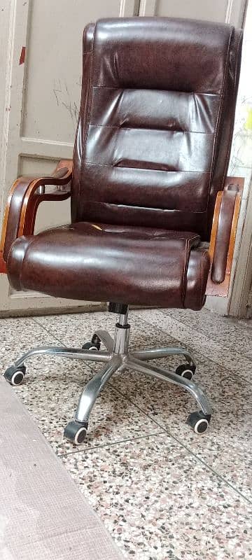 office chair in 10 by 10 condition 1