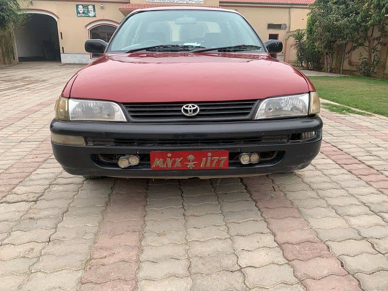 Toyota Corolla 2000 0