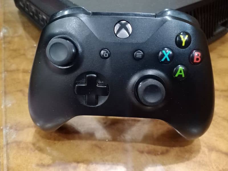 xbox one 1tb original contoral 0329-098-8053 1