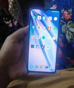 Oneplus 7t use kia hoa ha 11 month 8/128 dual sim pta approved