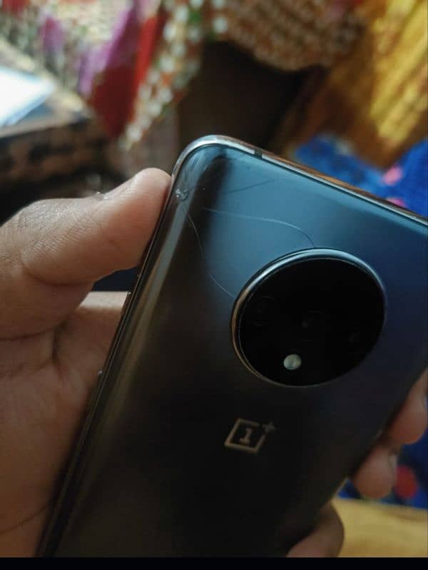 Oneplus 7t use kia hoa ha 11 month 8/128 dual sim pta approved 8