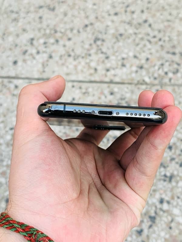 iPhone 11 Pro 256GB Waterproof Fresh Condition Non PTA iPhone 11 Pro 6