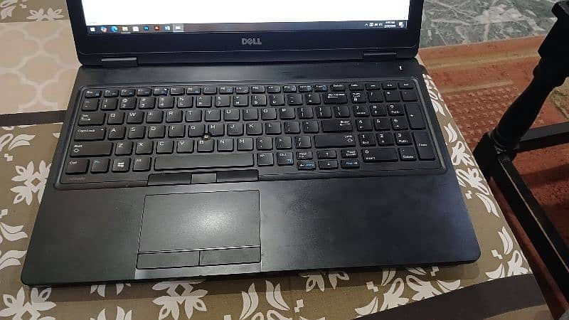 Dell Laptop 5