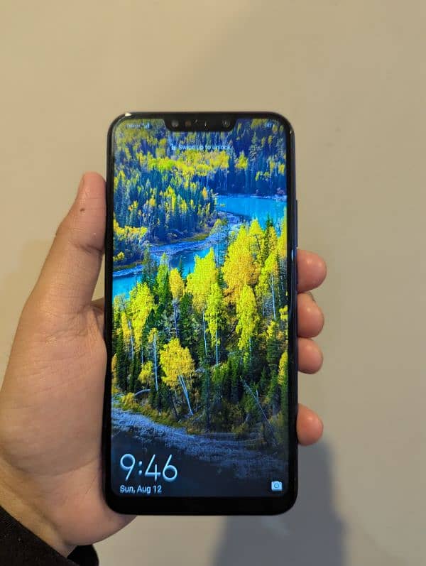 Huawei Nova 3i 4/128 Dual Sim 0