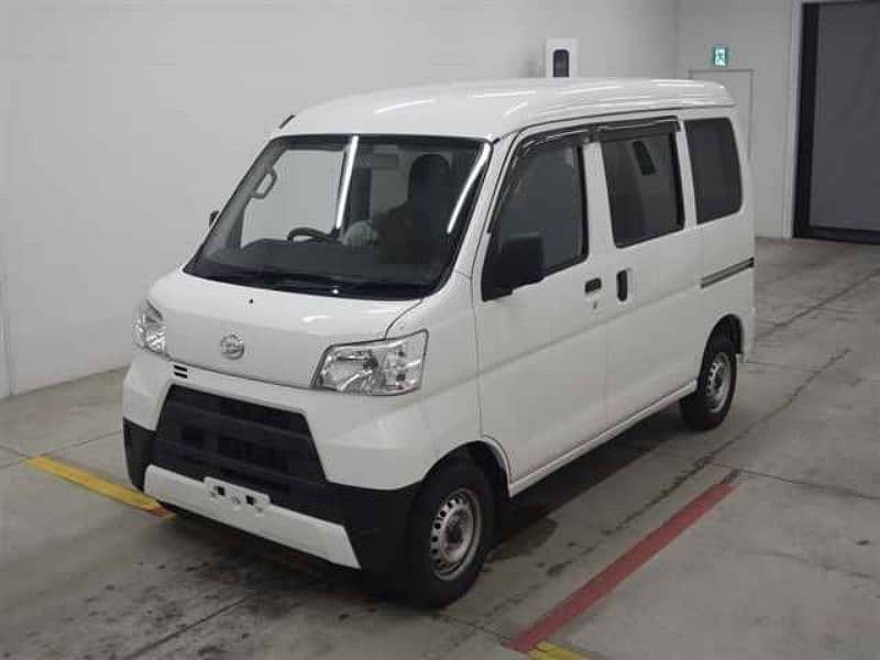 Daihatsu Hijet 2019 3