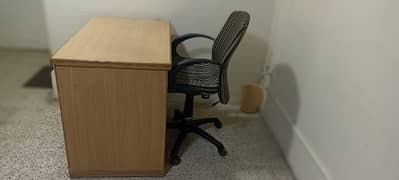 OFFICE CHAIR AND TABLE AVAILABLE FOR SALE