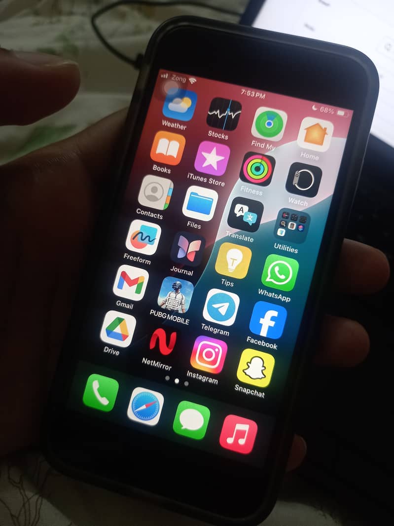 Iphone SE (3rd generation) 128 gb 5