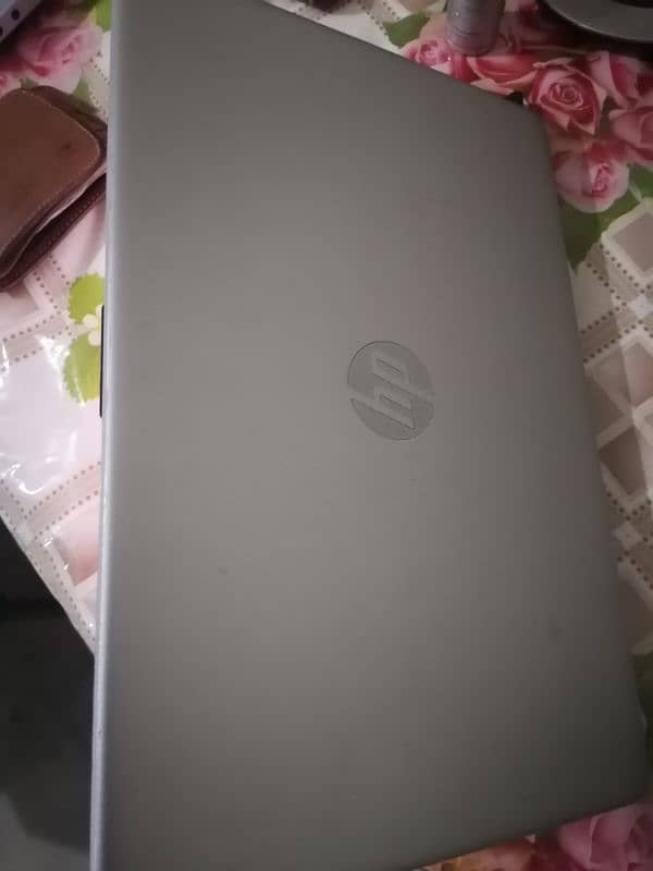 Hp Laptop 15dy1xx core i7 10th generation. 16 GB, 520 Ssd. 1