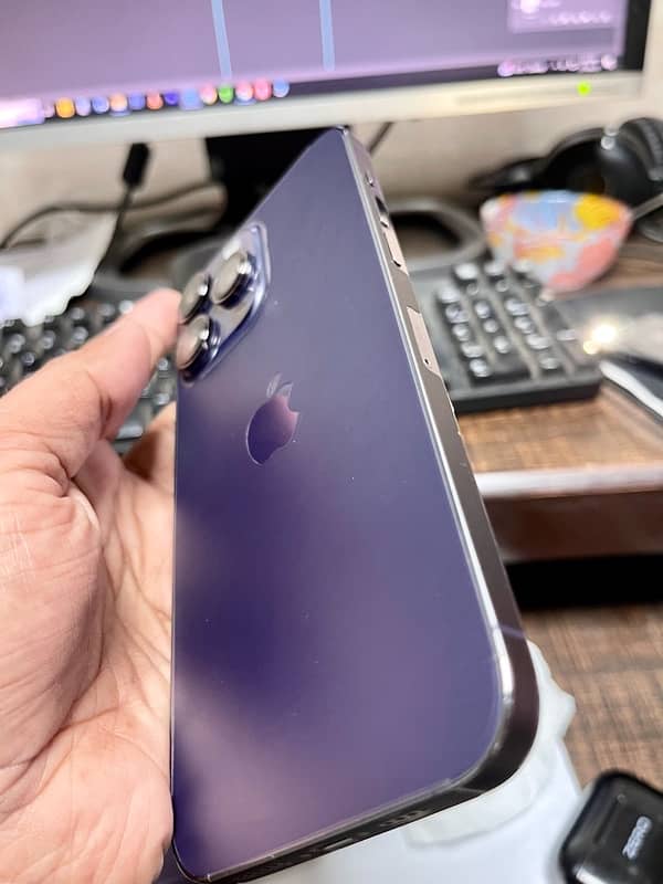 I phone 14 pro max for sale factory unlock box cal 256 gb hai 9