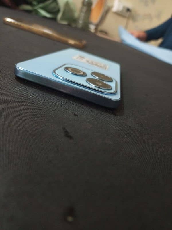 Infinix hot 40i 16/128gb complete box 7