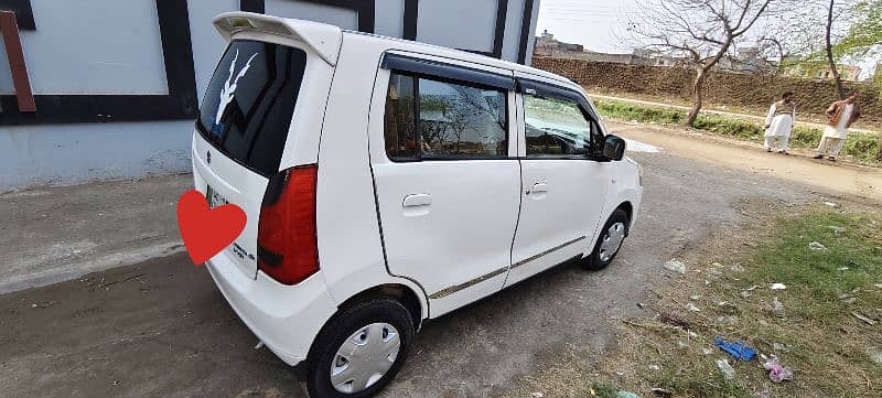 Suzuki Wagon R 2017 model good condition family use car 5