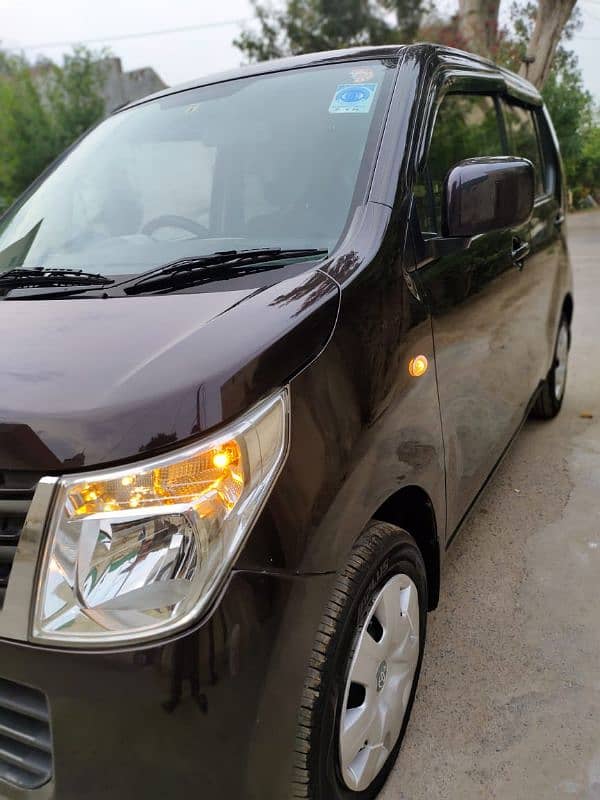 Suzuki Wagon R 2016 14