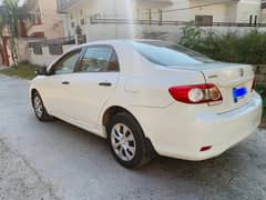 Toyota Corolla GLI 2013 contct whtsapp ‪+44 7387 054168‬