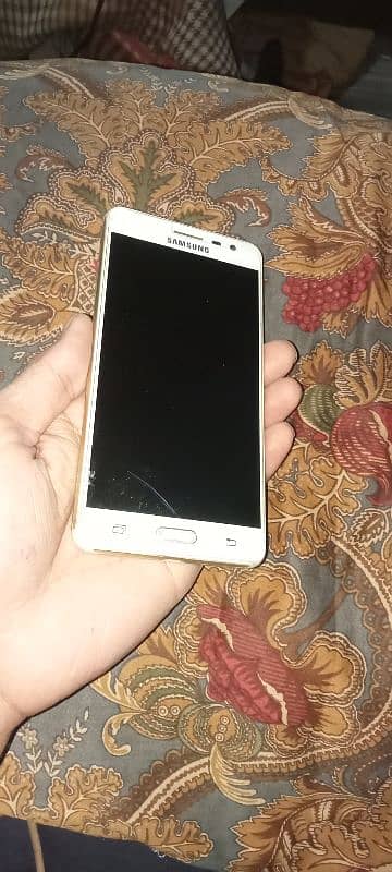 Samsung j3pro 1