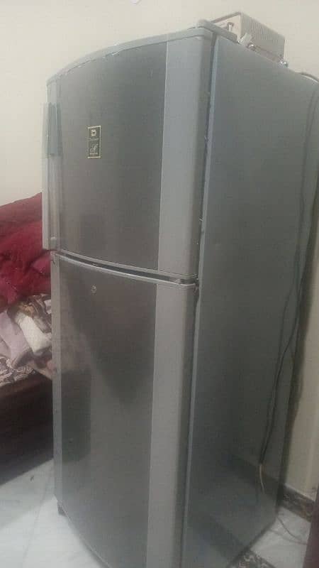 refrigerator 0