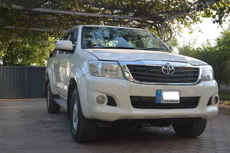 Toyota Hilux 2013 5