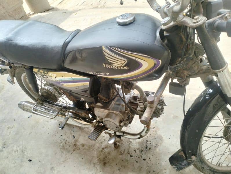 Honda CD70 2015 urgent sell 5