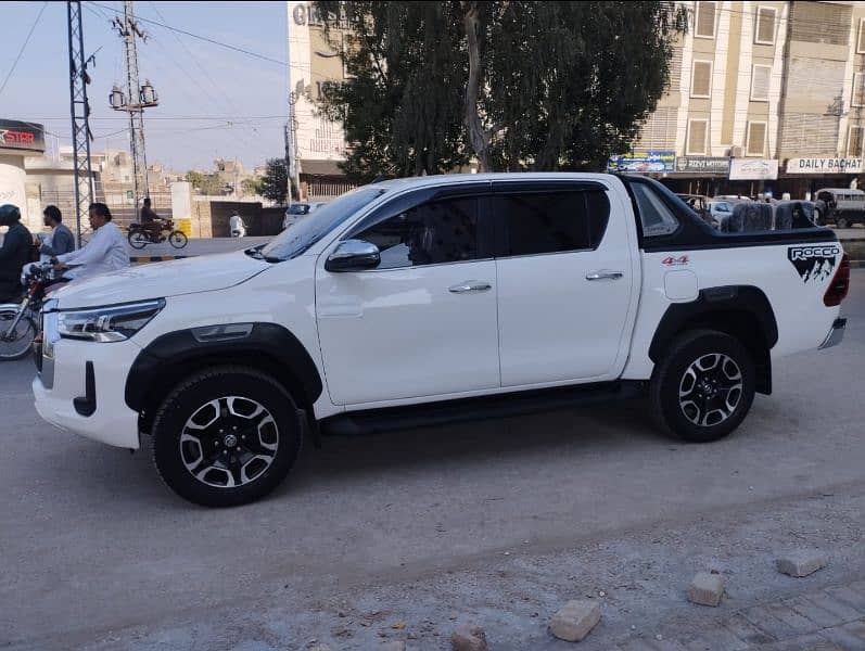 Toyota Hilux 2.8 2021 Model 2022 Registered 16