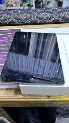 Ipad 9th gen 64gb wifi grey color full box