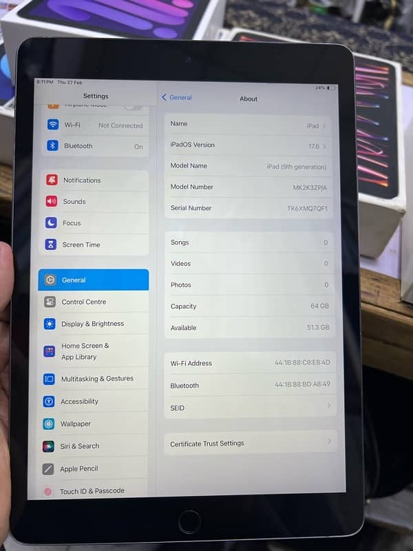 Ipad 9th gen 64gb wifi grey color full box 2