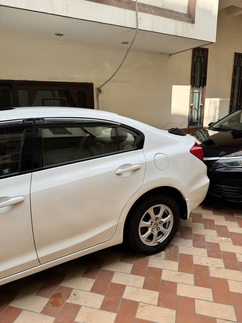 Honda Civic oriel UG 2014 2