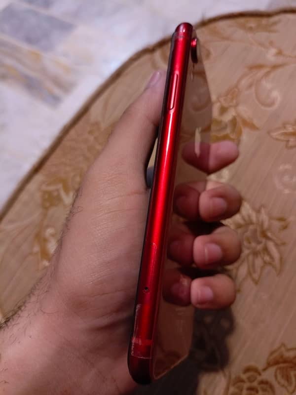 iPhone XR PTA 1