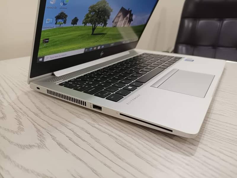 Hp Elitebook 840 G5 Core i5 ( 8 generation ) 3