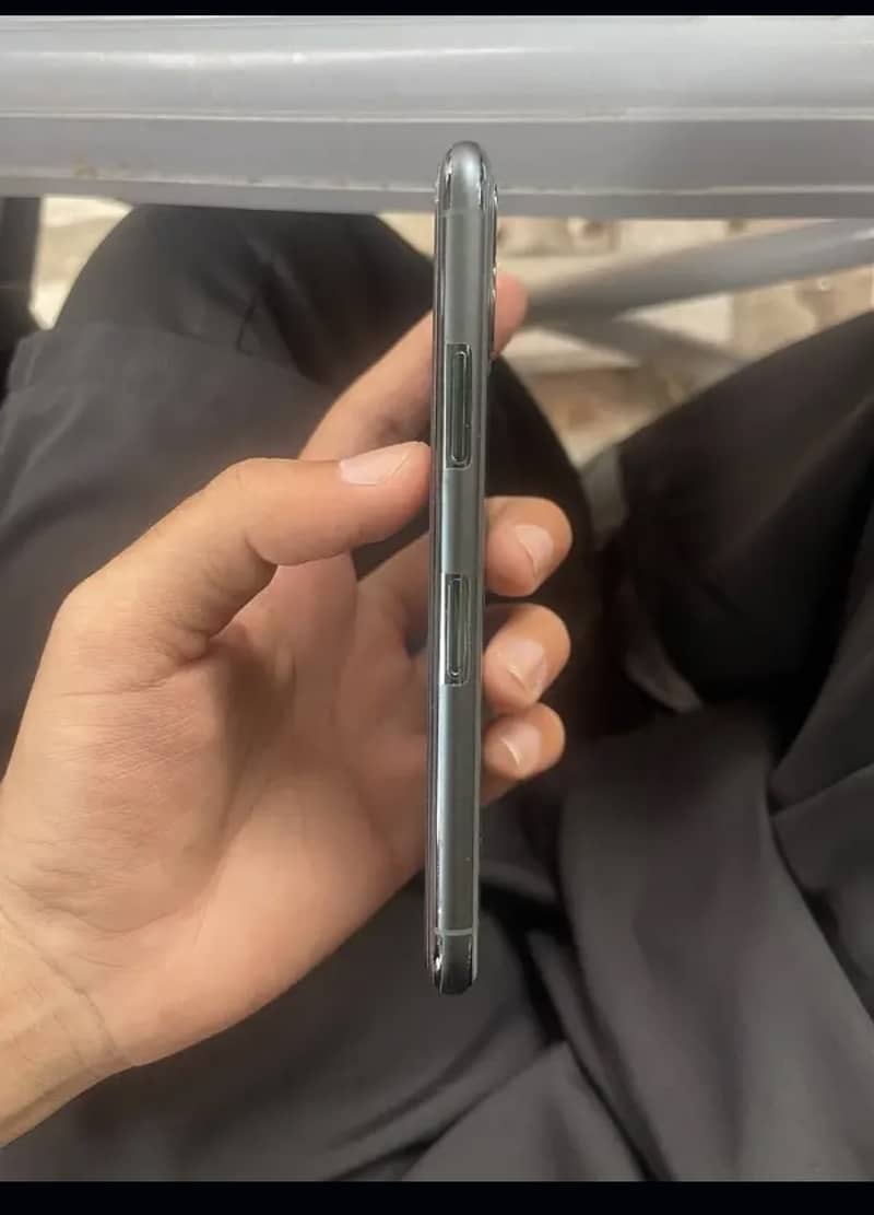 IPhone 11 Pro Pta exchange possible 4