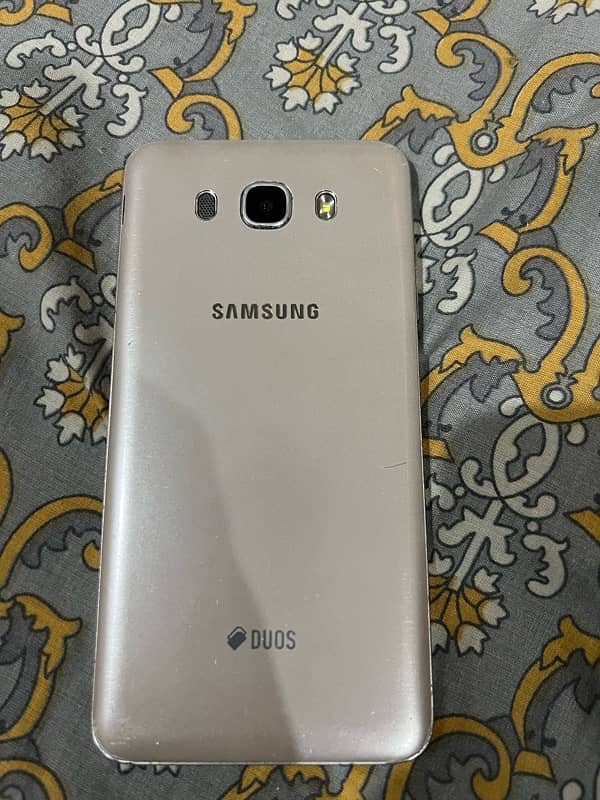 samsung j7 2016 2