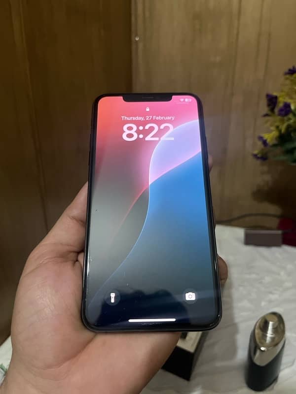 iphone 11 pro max( non pta) 1