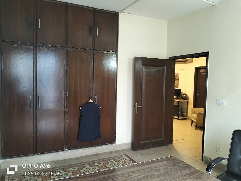 04 MARLA OFFICE 2ND FLOOR EXCELLENT LOCATION 20