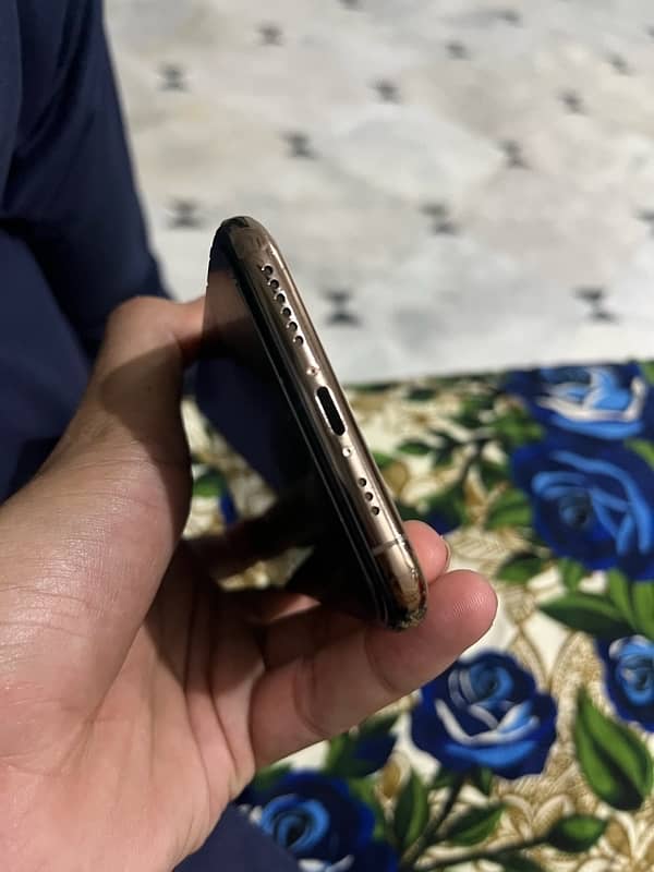 iphone xs 64 Gb non pta 3