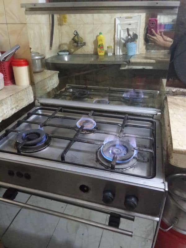 urgent sale stove 3