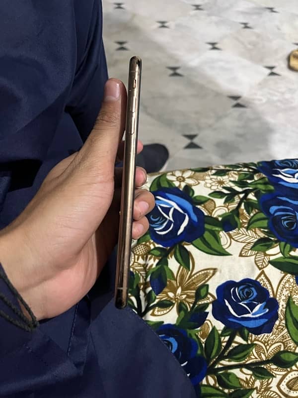 iphone xs max 64 Gb non pta 3