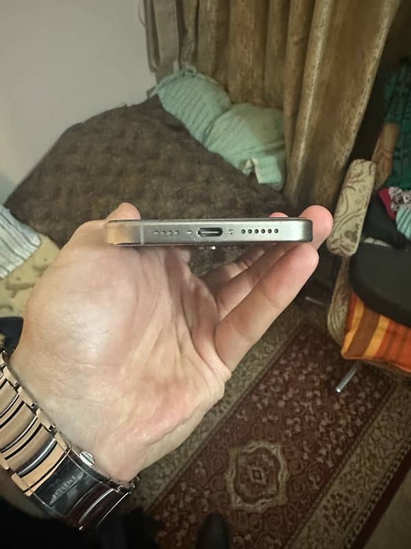 iPhone 15 Pro Max 256GB 93% Battery Health Dubai Model 10/10 4