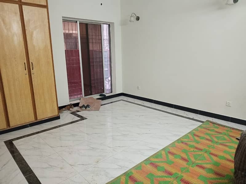 DHA phase 3,10 Marla full house for rent 4