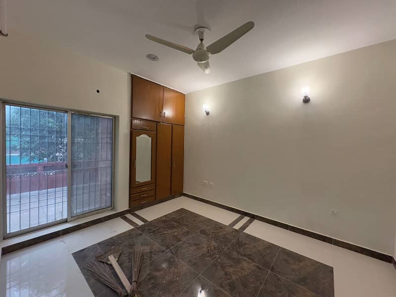 Fully Renovate 10 Marla Modern Design House Proper Double Unit For Rent In DHA Phase 1 Lahore 5