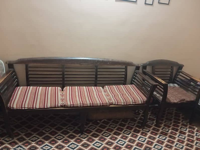 2 Sofa Set in Sale 3