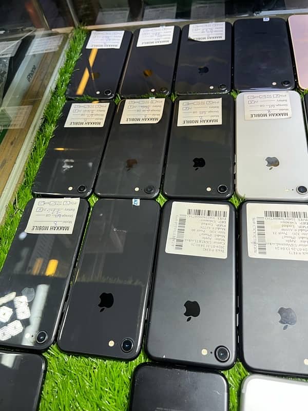 Iphone 8 non pta jv 64gb  total gainune 10by10 battery helth 82 above 6