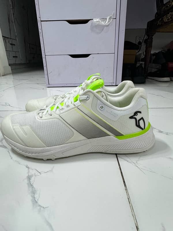 Kookaburra KC cricket grippers shoes UK11/US12 2