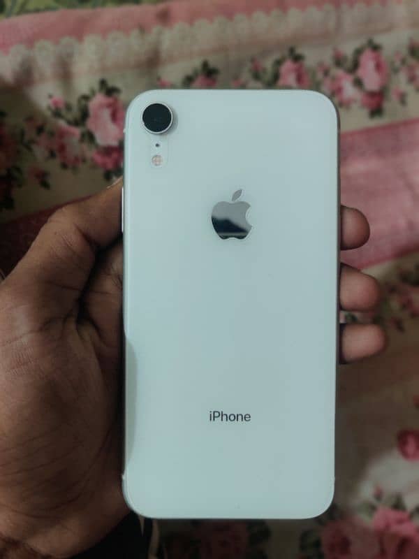 iphone XR (Factory unlock) 0