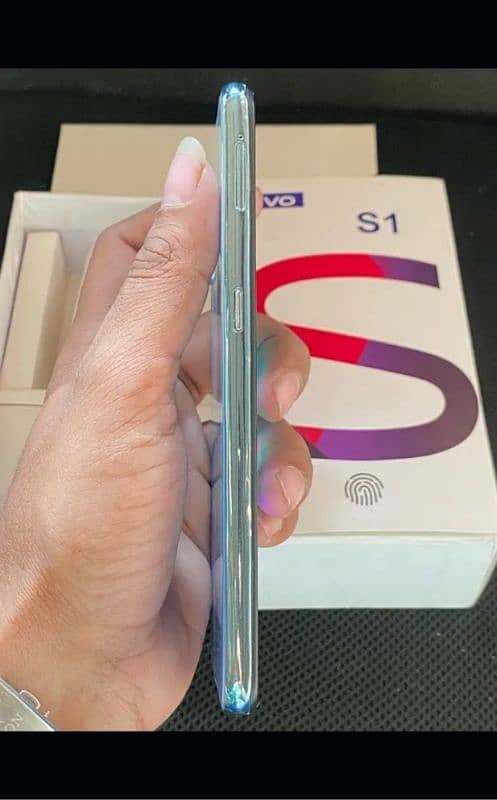 Vivo S1 New condition 4