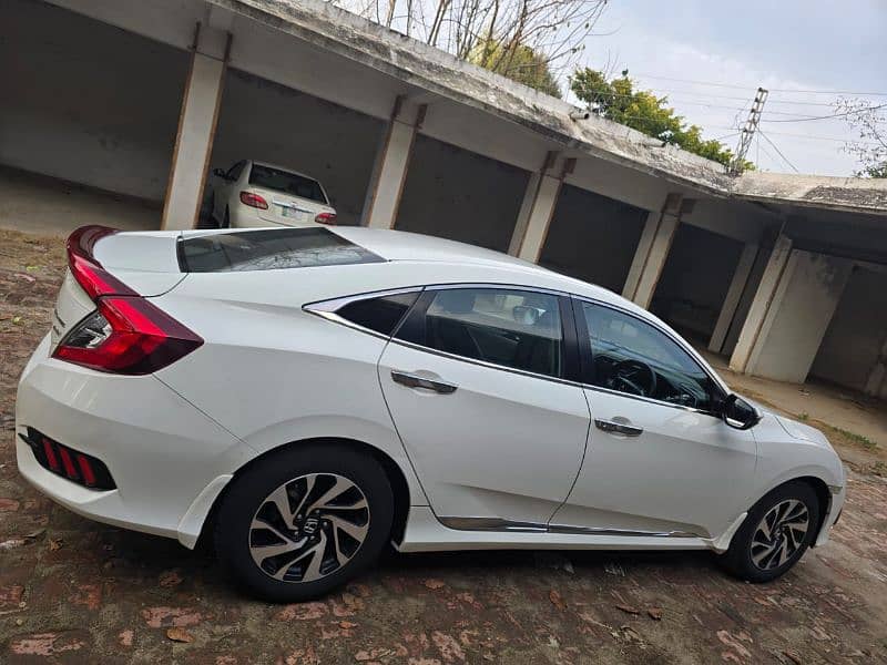 Honda Civic Oriel  UG 1.8 2018/19 3